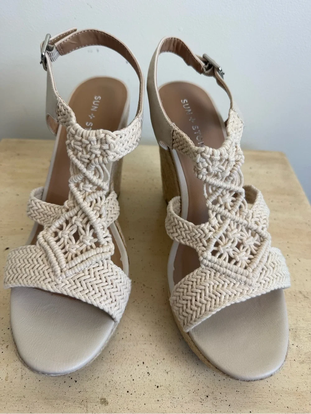 Sun + Stone cream ivory
